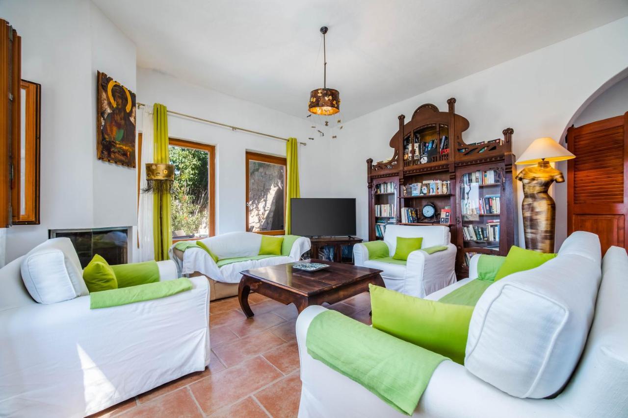 Aurora Villa By K&K أويا المظهر الخارجي الصورة